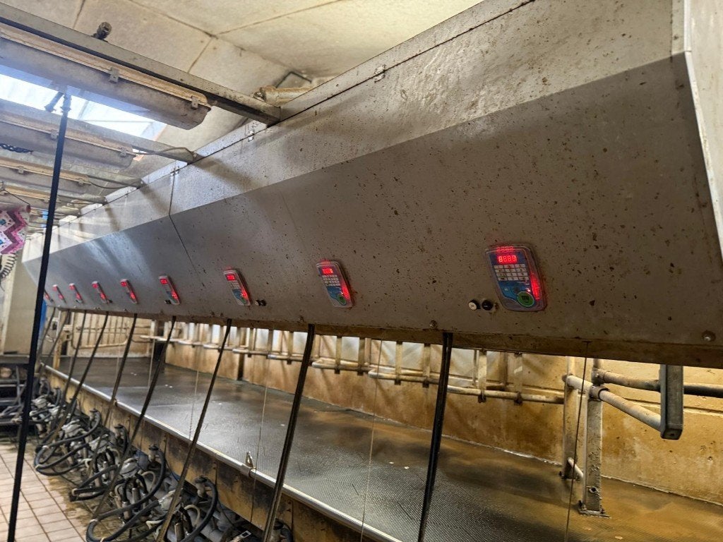 Melkstal Packo visgraad 2 x 90 - 50 + 2 x krachtvoerbox