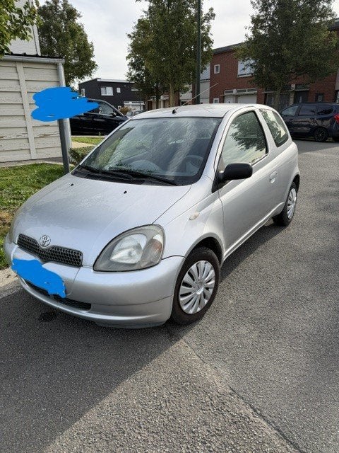 Toyota Yaris, Autos, Argent ou Gris, Achat, Boîte manuelle, Bleu