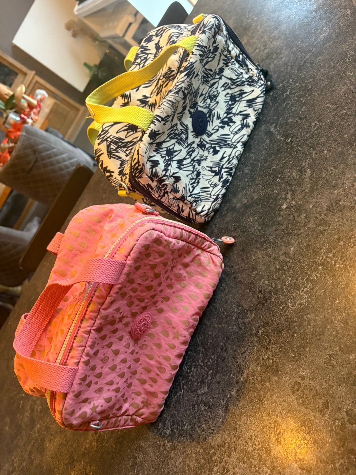 2 sacs isothermes Kipling, Bijoux, Sacs & Beauté, Enlèvement ou Envoi, Comme neuf