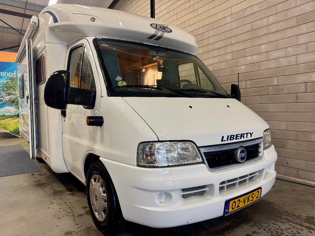 LMC 662 TI Liberty * 4 persoons * ruime living * airco *, Integraal, Ringverwarming, Fiat, 6 tot 7 meter