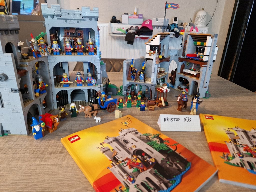Lego Lion knight's castle 10305, Lego, Ensemble complet, Comme neuf, Enlèvement