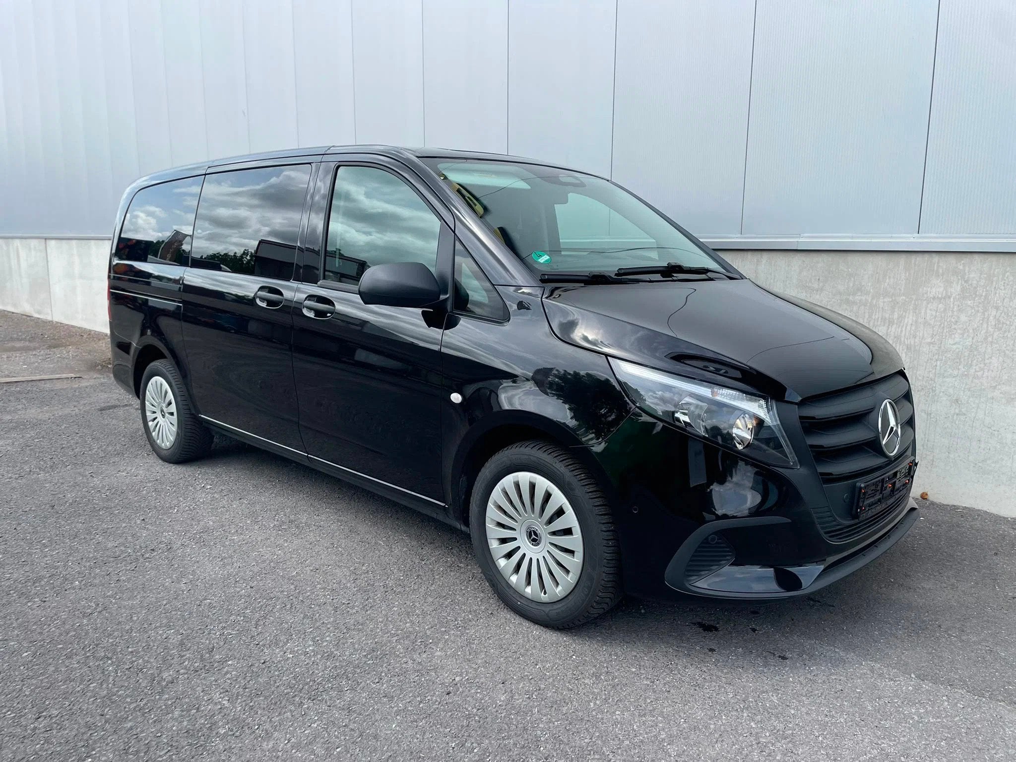 Mercedes-Benz Vito *116*L2*8zitpl*AHK 2,5t*Navi*Dodehoek*Act, Achterwielaandrijving, Gebruikt, Euro 6, 4 cilinders