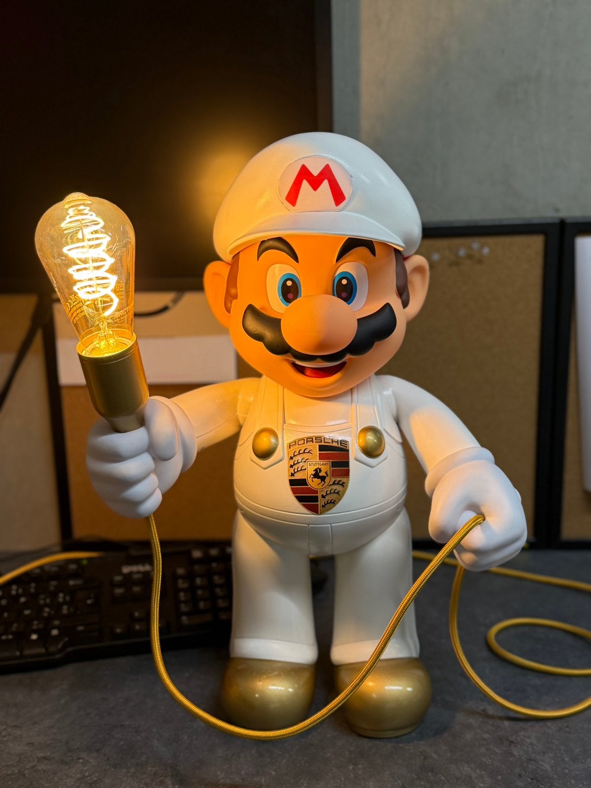 Mario Porsche, Ophalen of Verzenden, Zo goed als nieuw