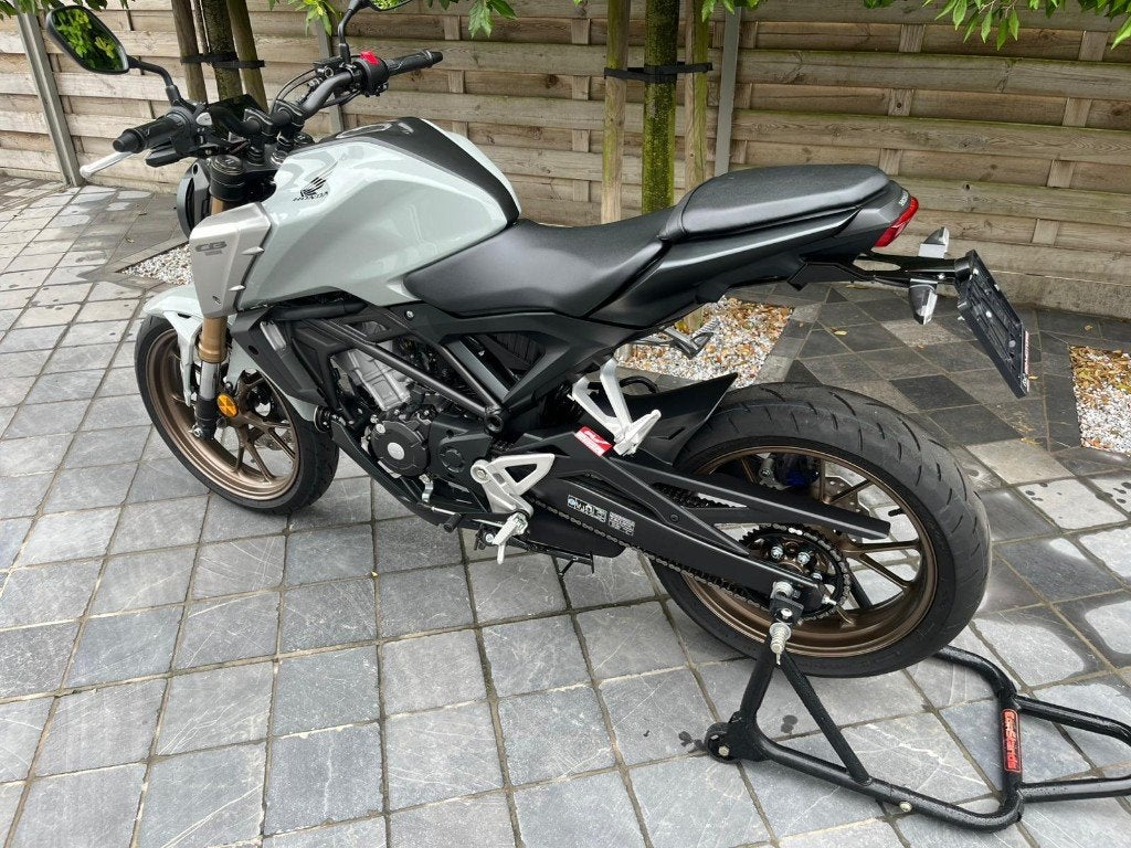 Honda cb125r *** slechts 169km !!! ***ALS NIEUW**, LED Verlichting, Nieuw, Bedrijf, 11 kW of minder