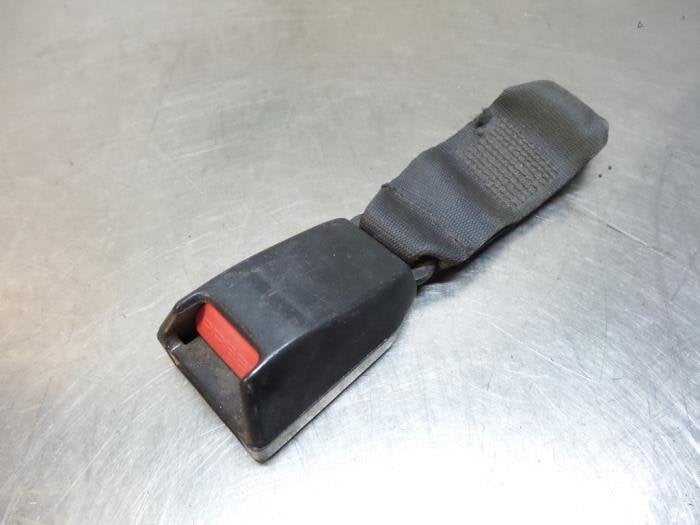 Insertion ceinture de sécurité arrière gauche d'un Austin, Austin, -, 3 mois de garantie, Utilisé