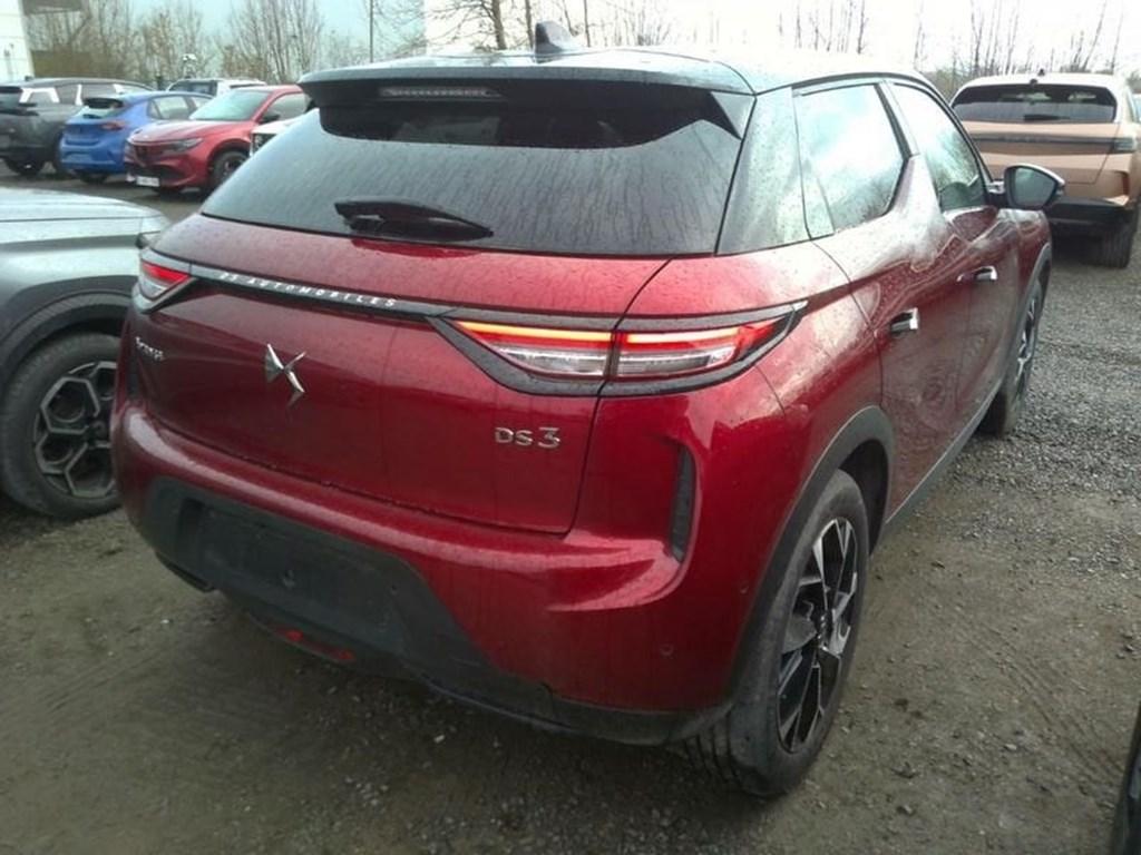 DS DS 3 E-TENSE Opera, Autos, DS, Rouge, https://public.car-pass.be/vhr/39cdedbe-6c2e-4e41-800c-3891aee80e11, Euro 6, Entreprise