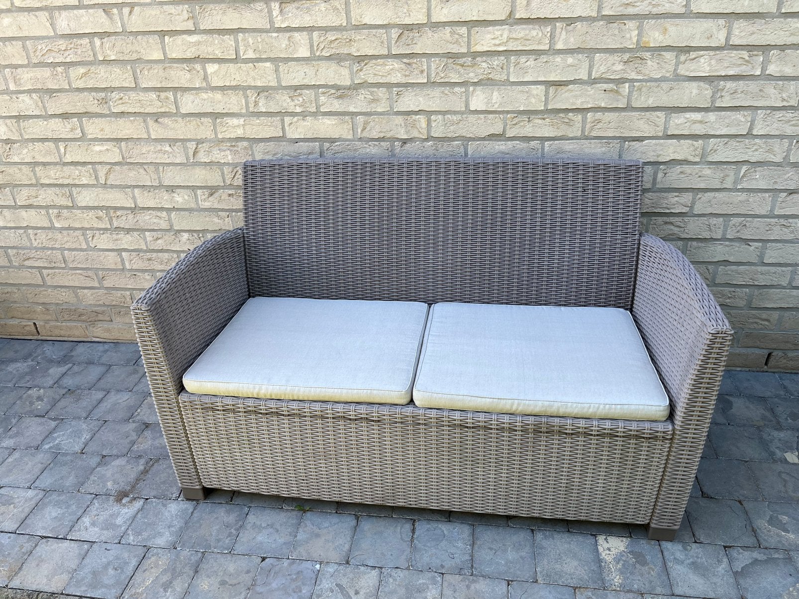 3-zit tuinbank met bijhorende kussens, Ophalen, Gebruikt, Kunststof