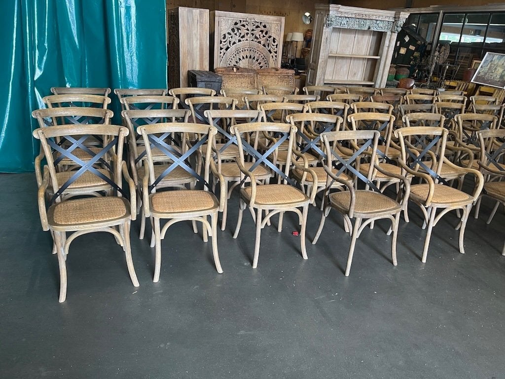 56 X Cross Chair met  en zonder armleuningen, Huis en Inrichting, Ophalen, Overige kleuren, Hout, Zo goed als nieuw