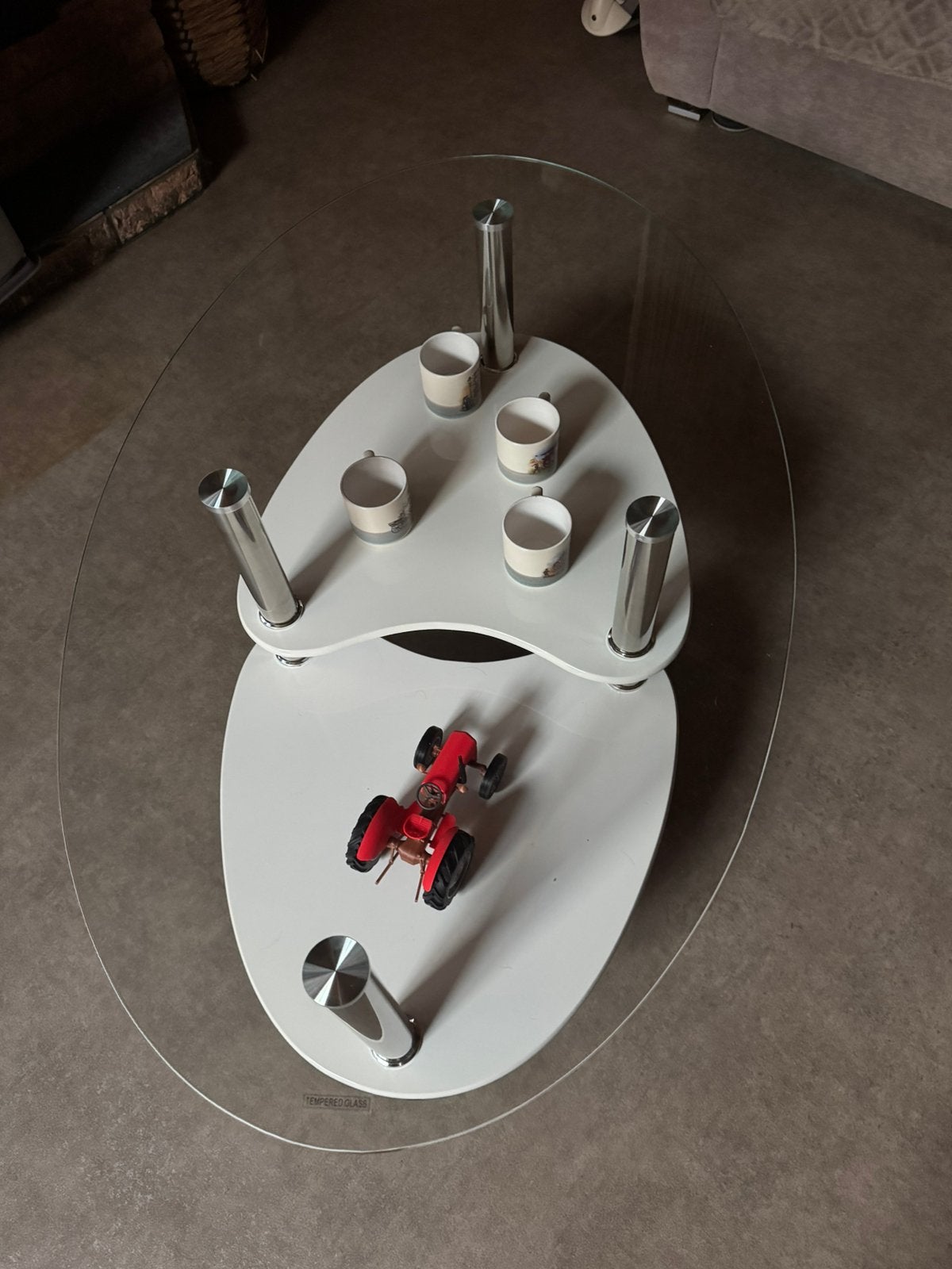 Tafel in de woonkamer, Ophalen of Verzenden, Zo goed als nieuw, Ovaal, Glas