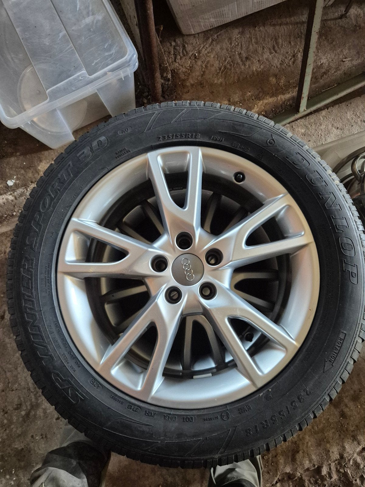 Audi velgen met all season Dunlopbanden R18 235/55, Ophalen, 18 inch, Gebruikt, Banden en Velgen