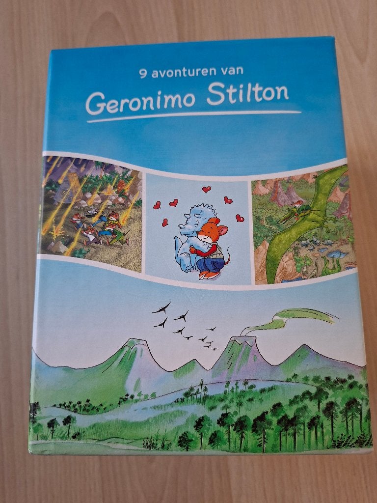 Geronimo Stilton Box – Reis door de tijd (9 avonturen), Boeken, Ophalen of Verzenden, Zo goed als nieuw, Fictie algemeen