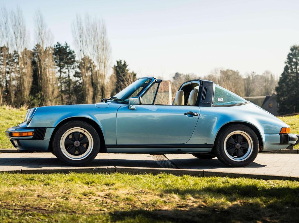 Porsche 911 3.2L 930 Targa 1985 historique complet, Auto's, Oldtimers, 4 zetels, Achterwielaandrijving, 207 pk, Beige