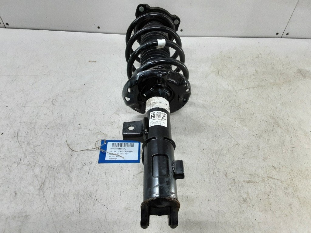 AMORTISSEUR OU ABSORBEUR DE CHOC AVANT DROIT Tucson (TL), Mevr. I. Hauben, Utilisé, Hyundai, Rue de l'Espoir 34 34
4030  GRIVEGNÉE, BE
