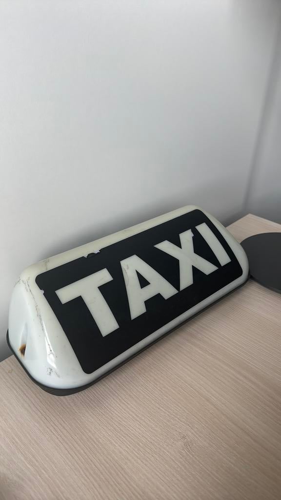 Taxibedrijf direct straten volledig instapklaar.