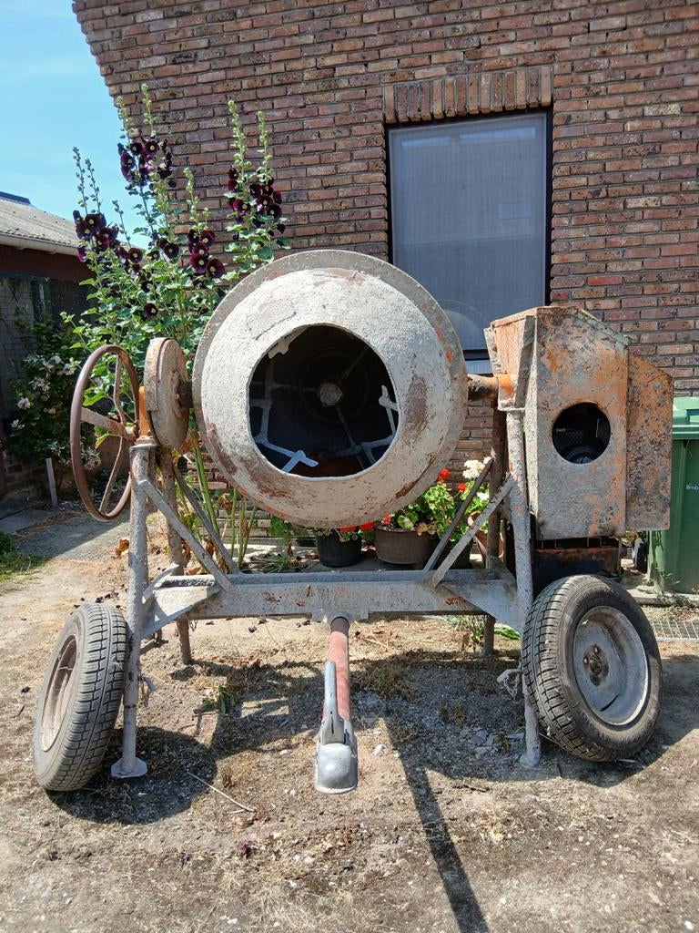 Betonmolen, Ophalen, Gebruikt