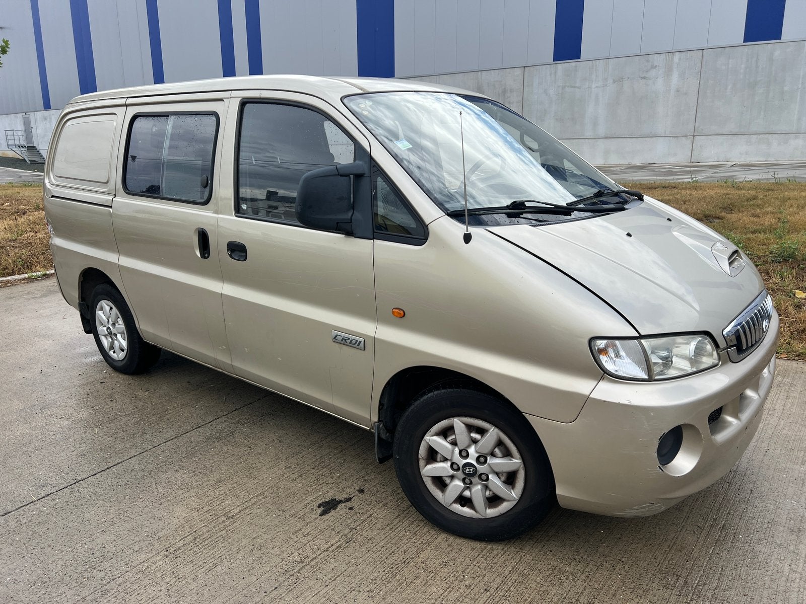 6 Place Hyundai H1   2.5 Diesel, Autos, Achat, Entreprise, Boîte manuelle, 5 portes