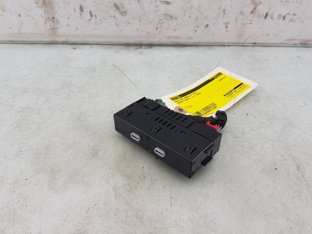 PORT AUX/USB Skoda Fabia IV (PJ3) (|657035736|657035736A|), Dhr. J. Ham, Administratie@autoham.nl, Utilisé, Skoda