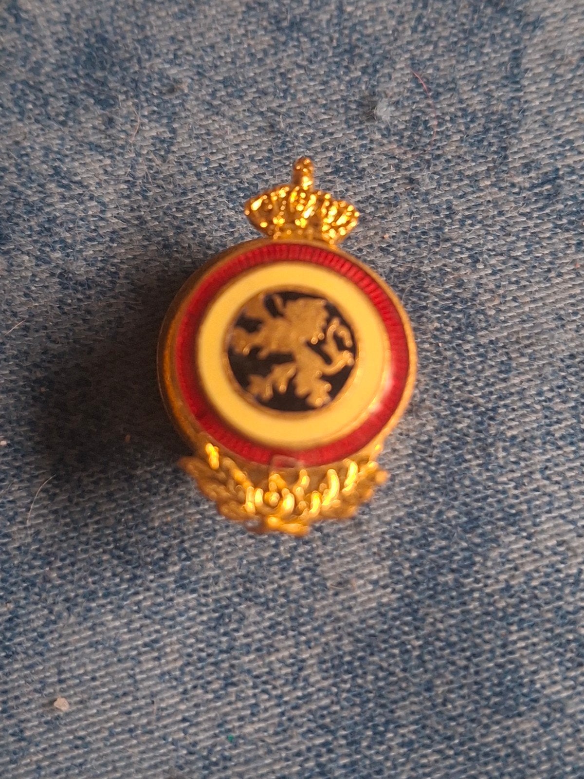 Épingle à boutonnière, Enlèvement ou Envoi