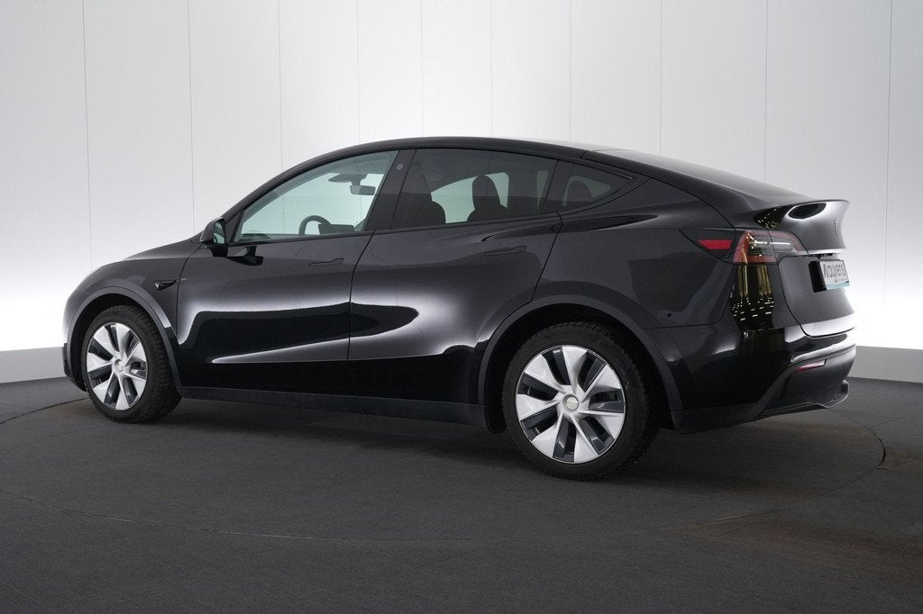 (2CCQ583) TESLA MODEL Y, Autos, Achat, Entreprise, Carnet d'entretien, 5 portes