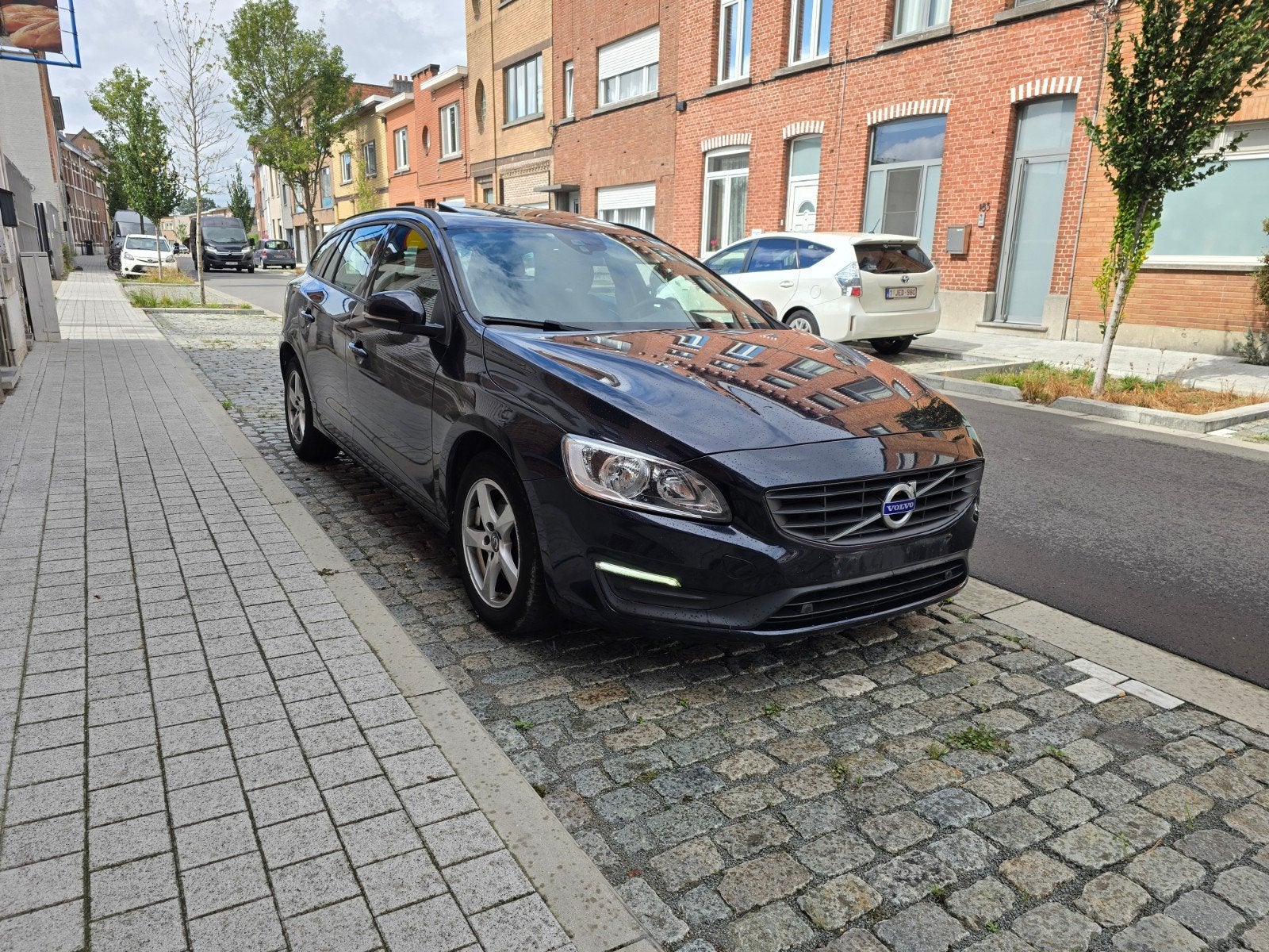 VOLVO V60 2.0 DIESEL AUTOMAAT | EURO 6 | OPENDAK, Autos, Achat, Euro 6, Noir, 5 portes