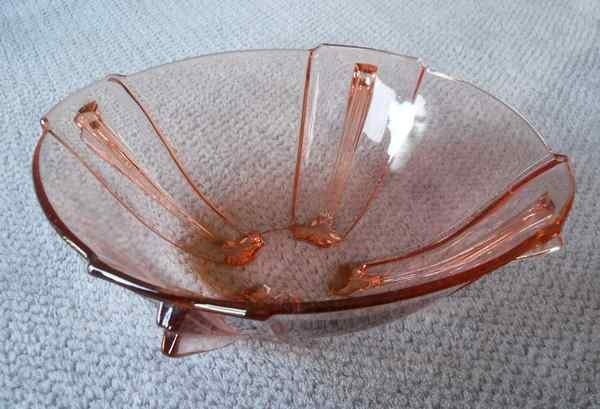 Coupe en verre rose Art Déco, Enlèvement