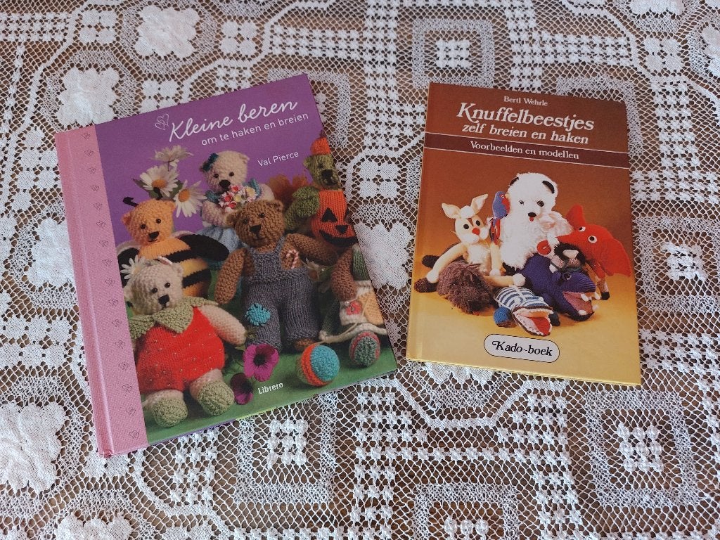 Haakboeken, Ophalen