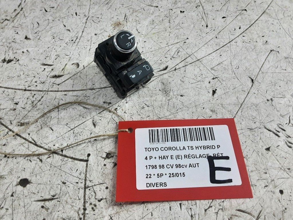 DIVERSEN DIVERS Toyota Corolla (E21) (01-2019/-) (183882), Gebruikt, Mevr. I. Hauben, Toyota, Rue de l'Espoir 34 34
4030  GRIVEGNÉE, BE