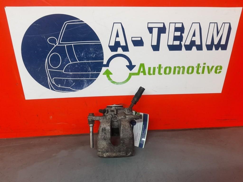 REMKLAUW LINKS ACHTER ABS Mercedes-Benz B (W246,242), Gebruikt, Mercedes-Benz