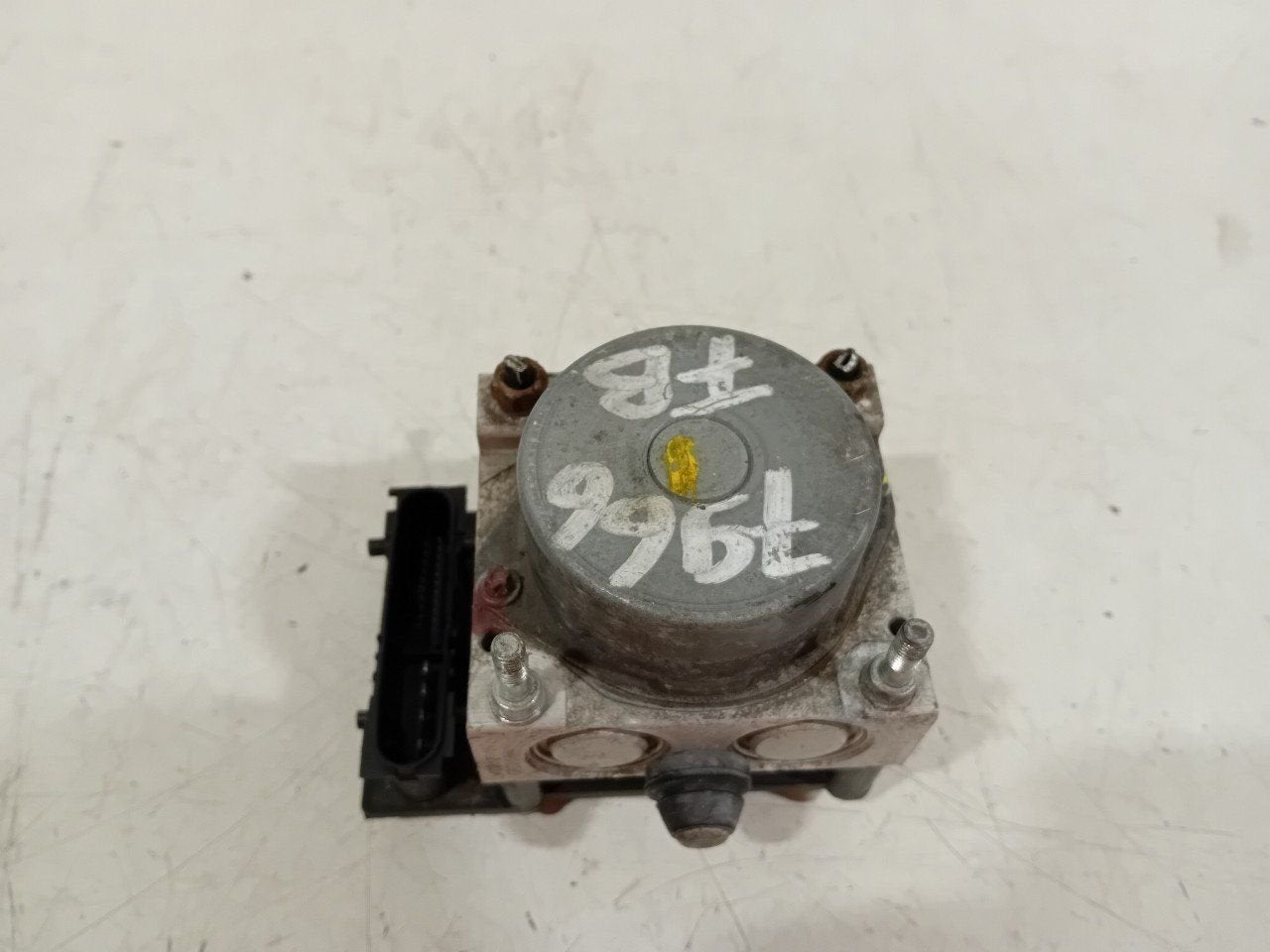 Abs pomp Opel Corsa, Auto-onderdelen, Remmen en Aandrijving, Opel, Gebruikt, Herkomst onderdeel bekend, 12 maanden garantie, Ophalen of Verzenden