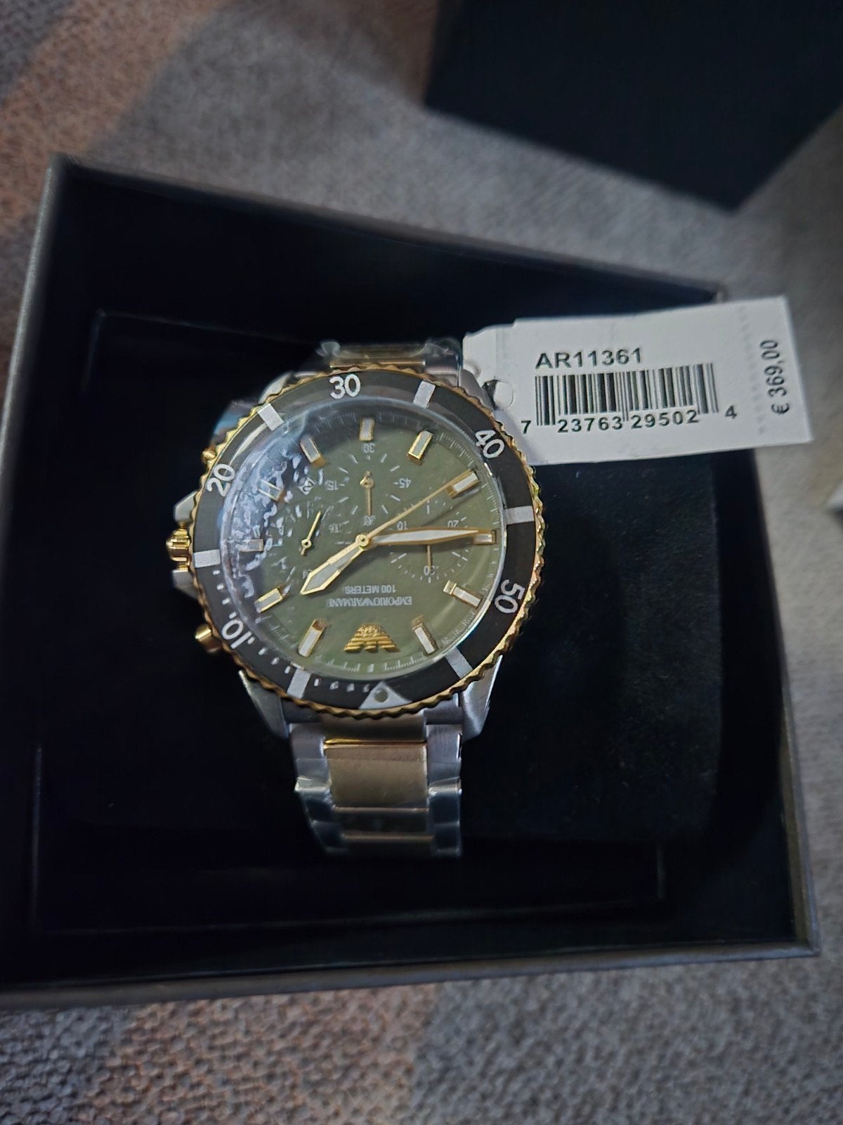 inporio Armani, Ophalen