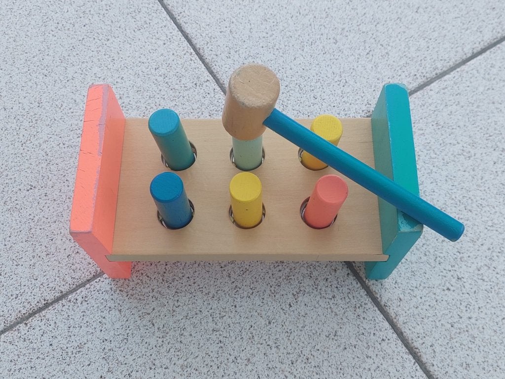 Jeu d'enfants pour clouer, 1 ou 2 joueurs, Enlèvement, Utilisé