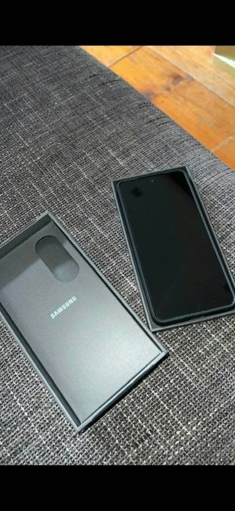 SAMSUNG S 26 (NEUF), Télécoms, Neuf, Autres modèles, 10 mégapixels ou plus, Enlèvement