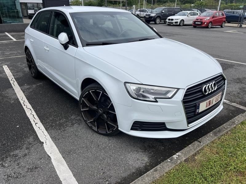 Audi A3 1.0TFSI S-Tronic 1er Propriétaire Garantie 12 Mois, Autos, Audi, Achat, Euro 6, Carnet d'entretien, 5 portes