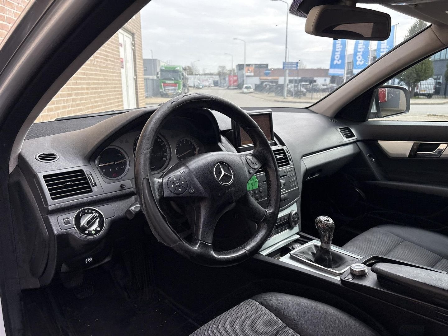 Mercedes-Benz C 180 K Avantgarde | Climate | Navi | PDC |, Auto's, Mercedes-Benz, 182 g/km, Parkeersensor, Overige kleuren, Bedrijf