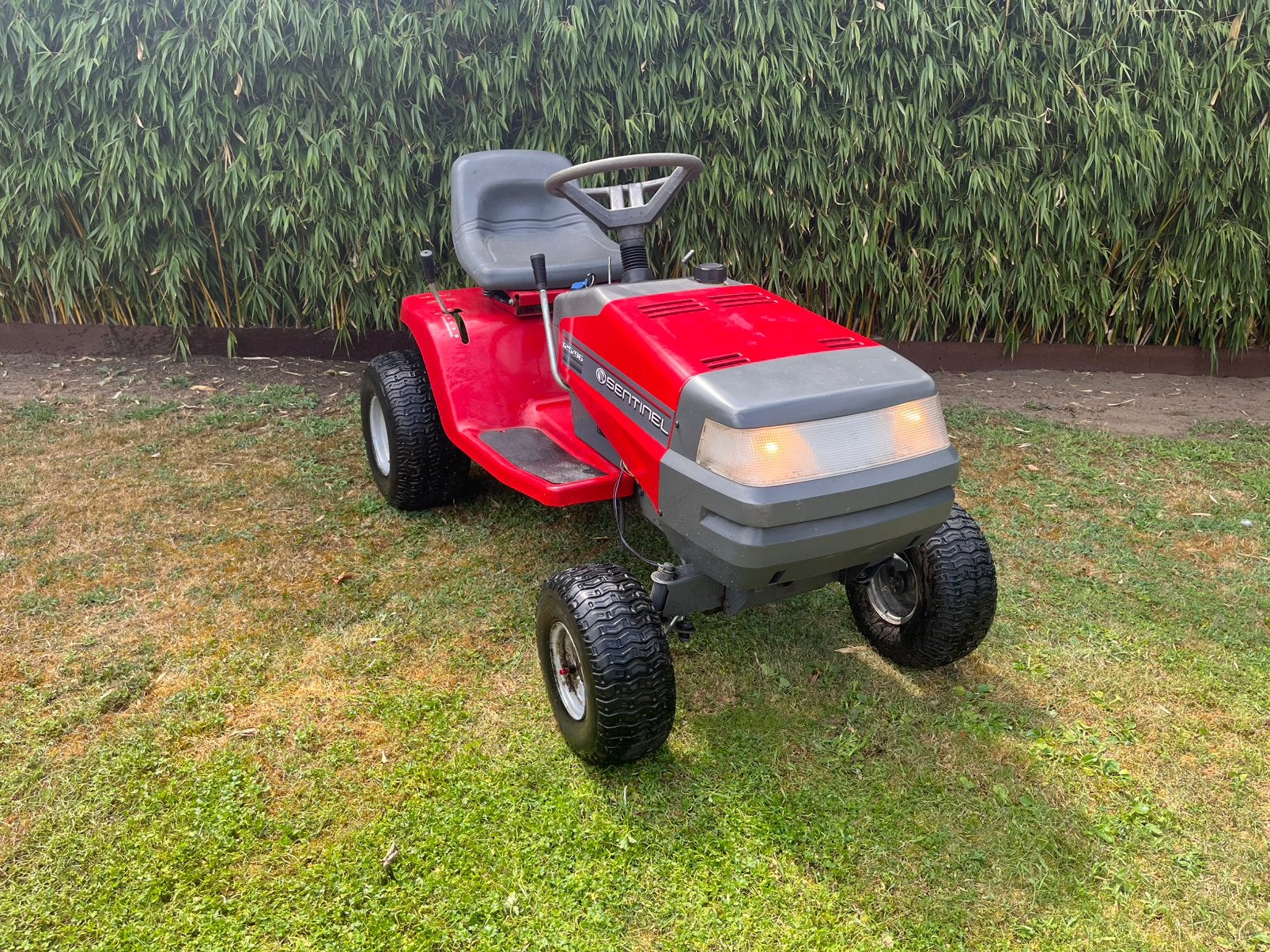 Zitmaaier/ traktor murry sentinel, Enlèvement ou Envoi, Comme neuf