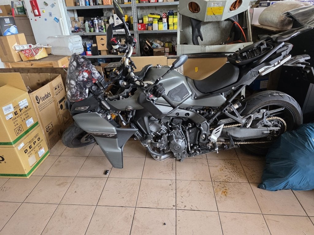 Yamaha Tracer 9 voor onderdelen., Ophalen, Gebruikt