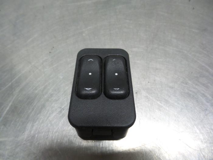 Elektrisch Raam Schakelaar van een Opel Corsa (Corsa C 00-), Auto-onderdelen, Dashboard en Schakelaars, Opel, Gebruikt, 3 maanden garantie