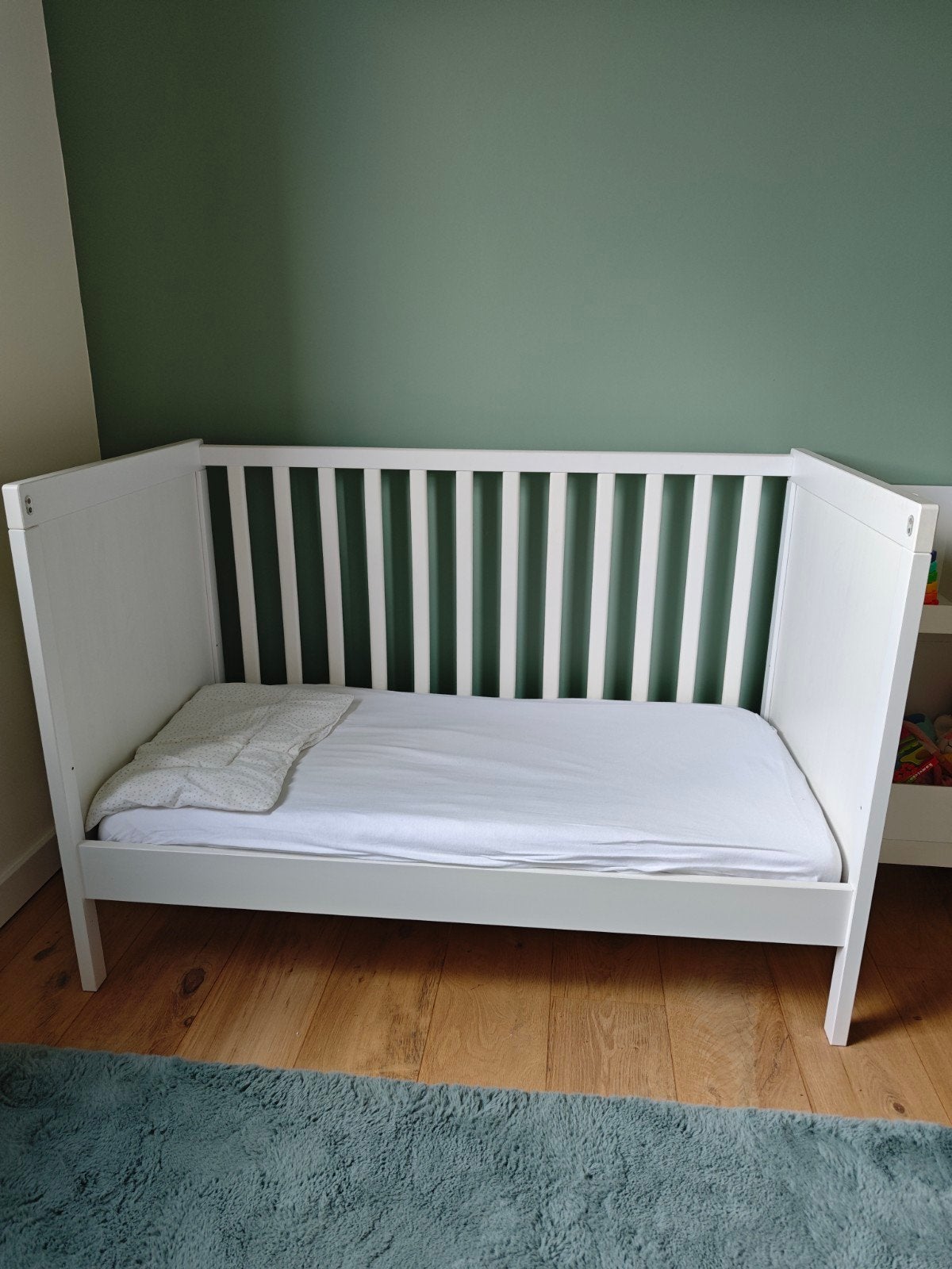 Lit bébé 120 cm x 60 cm avec matelas à ressorts ensachés, Enlèvement