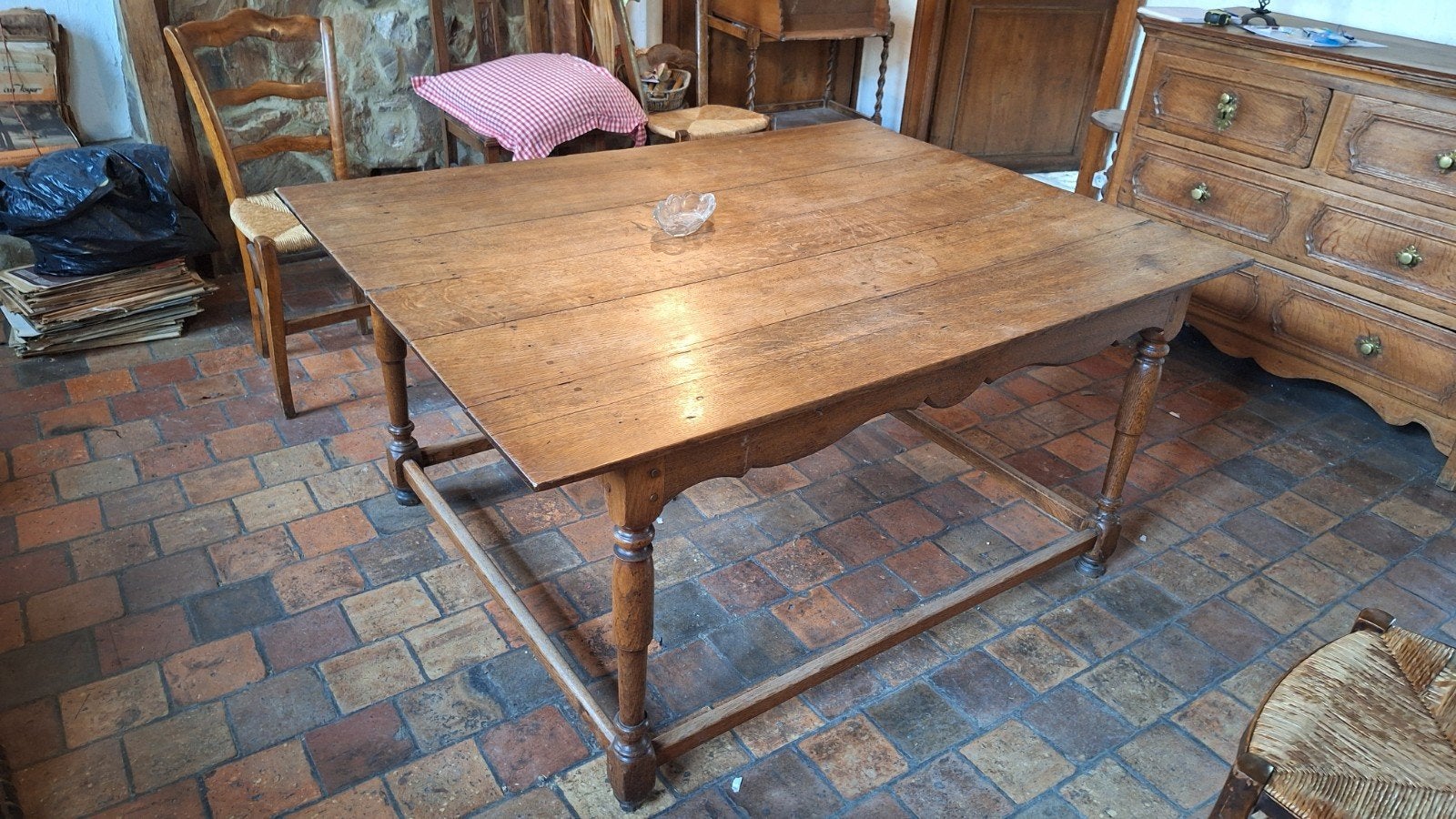 Table de ferme.140x107x70