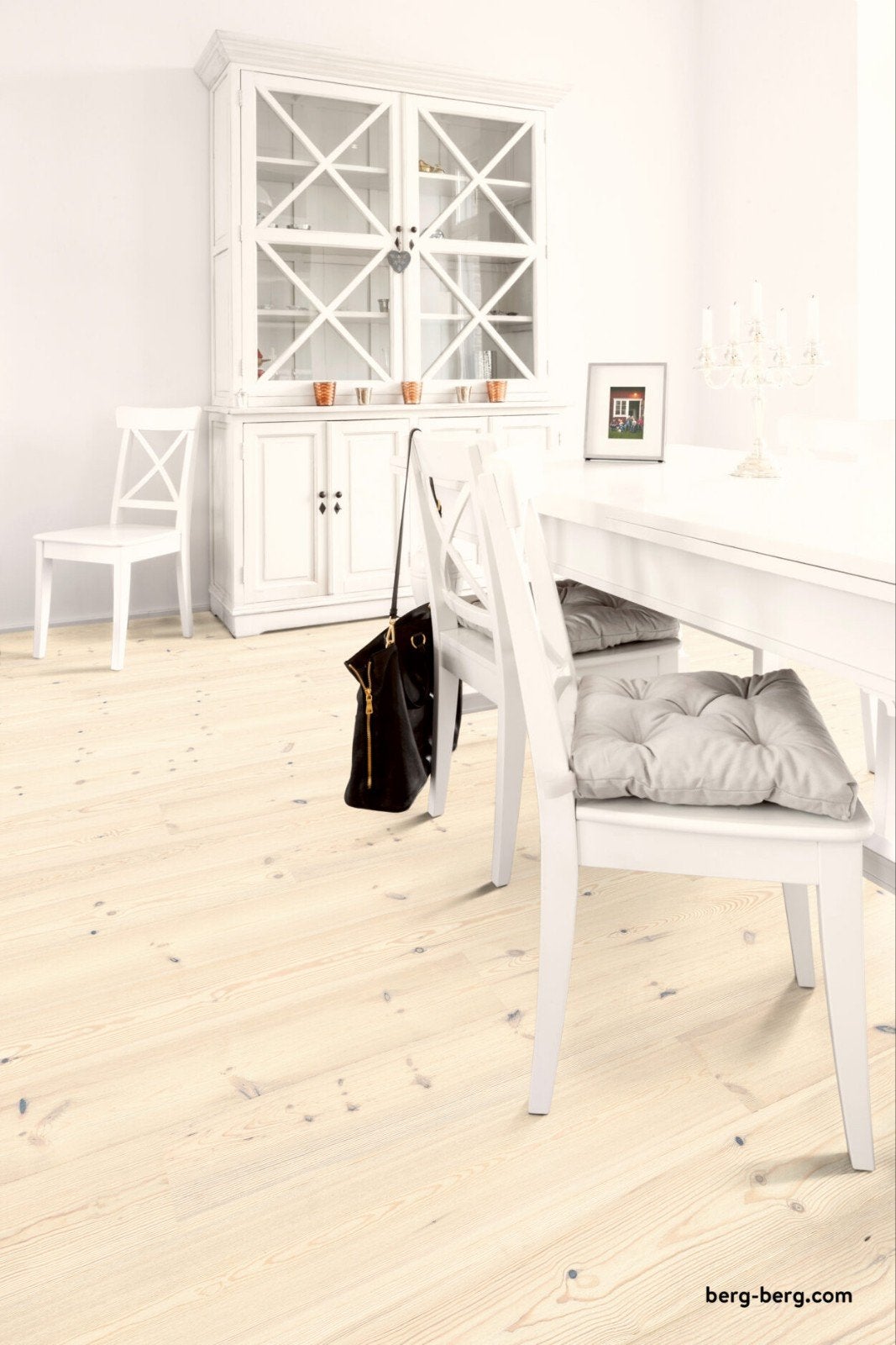XXL Pine - parquet en pin extra blanc brossé, traité à la le, Enlèvement