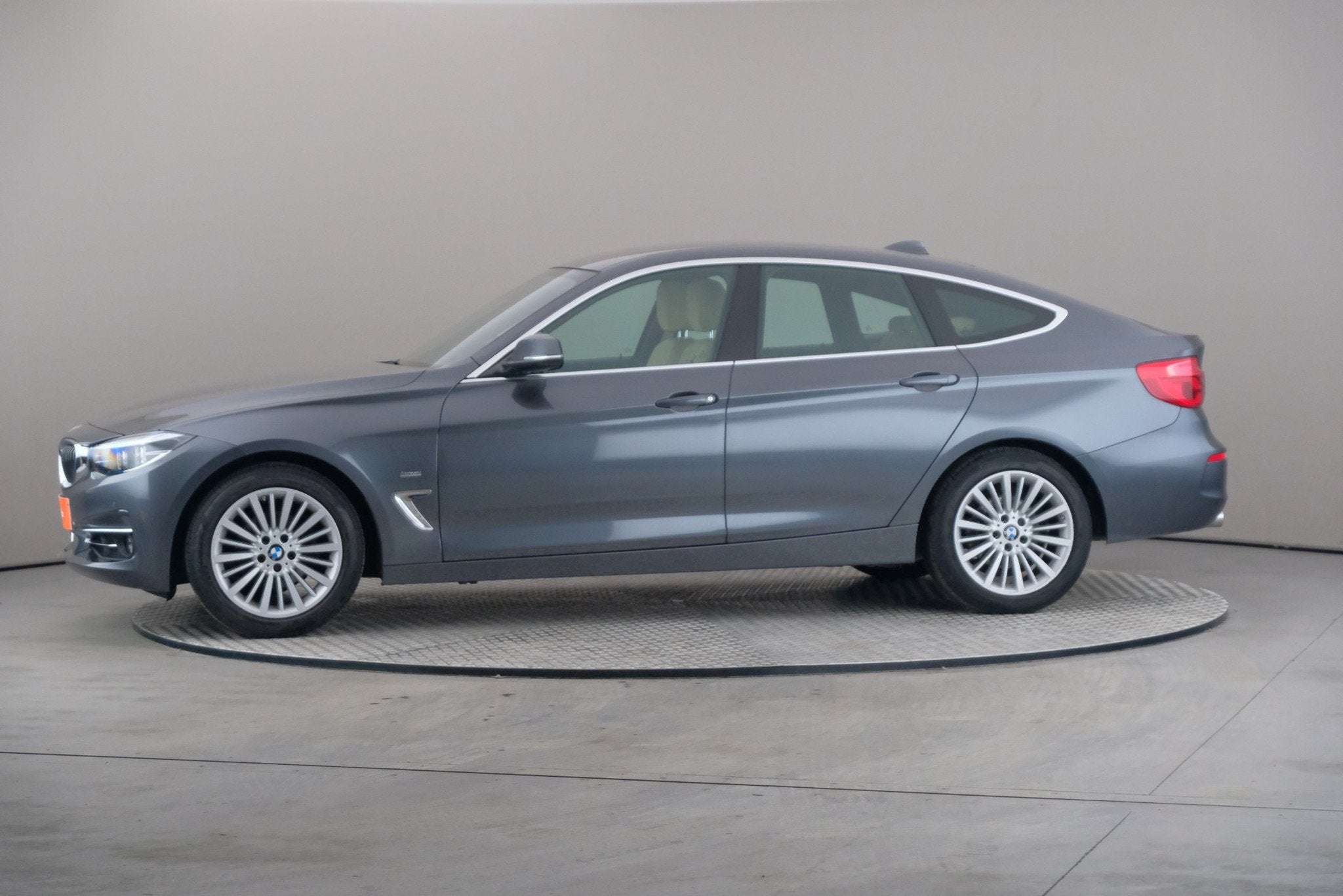 (1TDQ823) BMW 3 GRAN TURISMO, Autos, Argent ou Gris, Achat, Entreprise, 5 portes