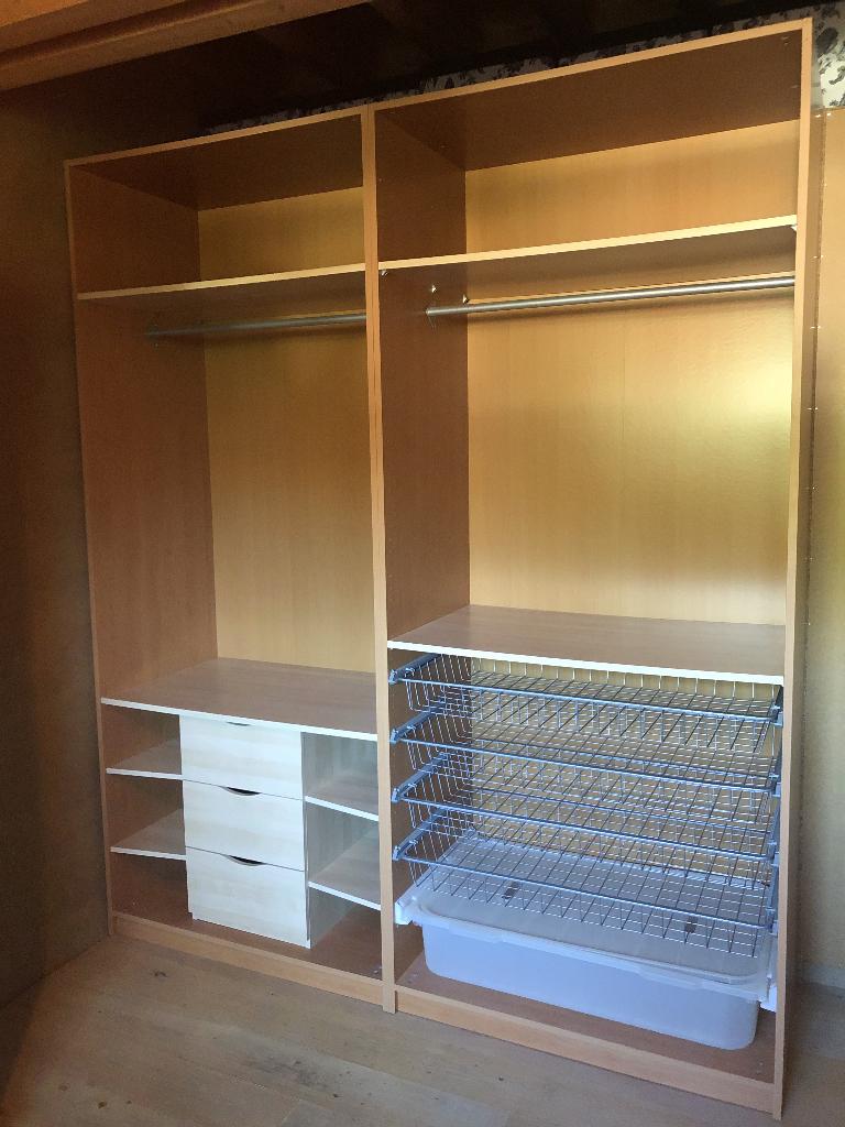 Ikea kleerkast zonder deuren, 150 à 200 cm, Comme neuf, Enlèvement, 200 cm ou plus