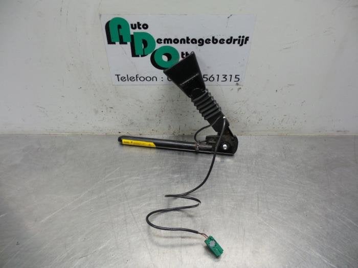 Gordelspanner links van een Opel Corsa (Corsa C 00-), Auto-onderdelen, Gebruikt, -, -, Opel