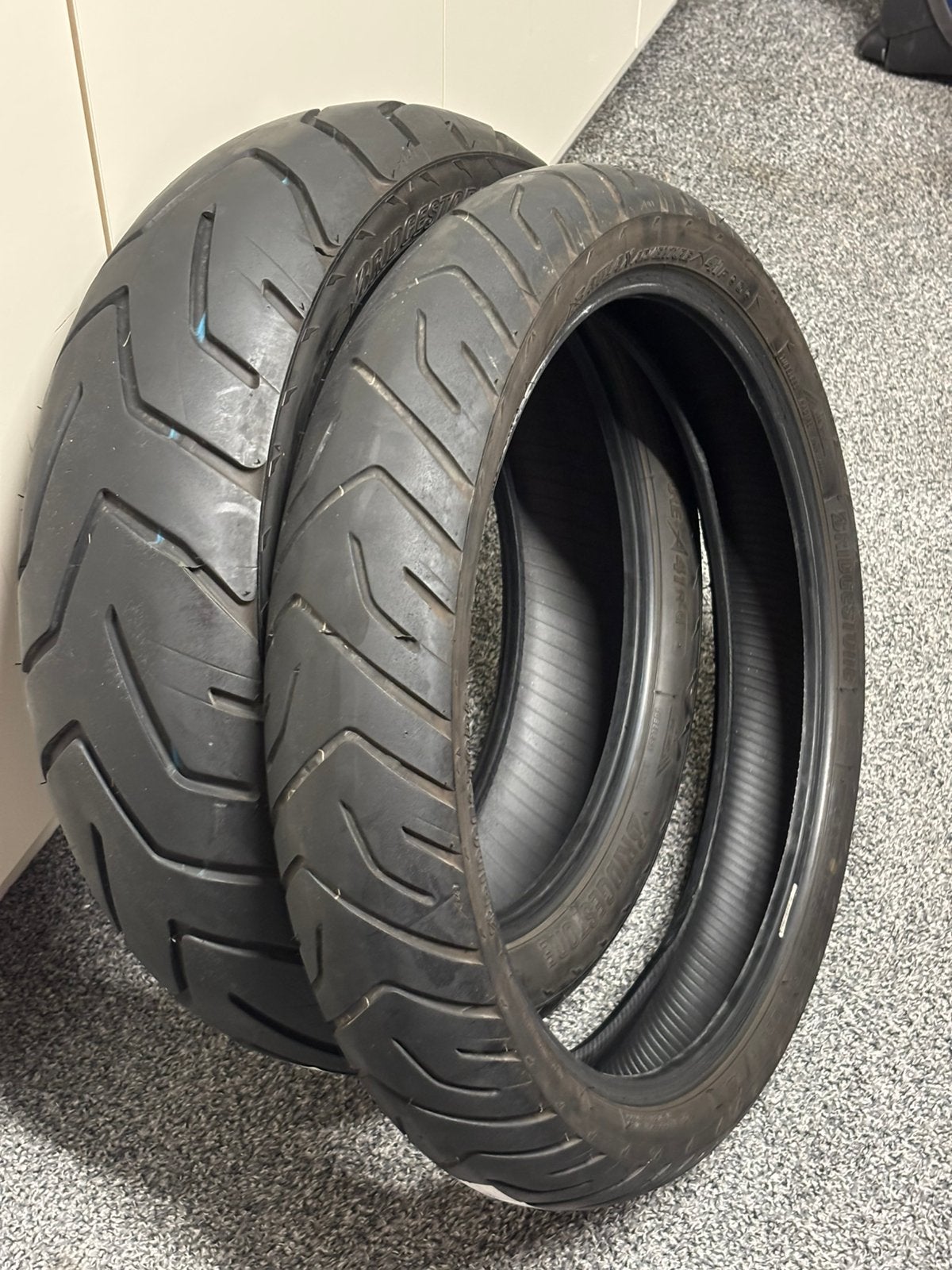 Kit de pneus de moto Bridgestone pour BMW 1250GS, Motos, Enlèvement, Utilisé