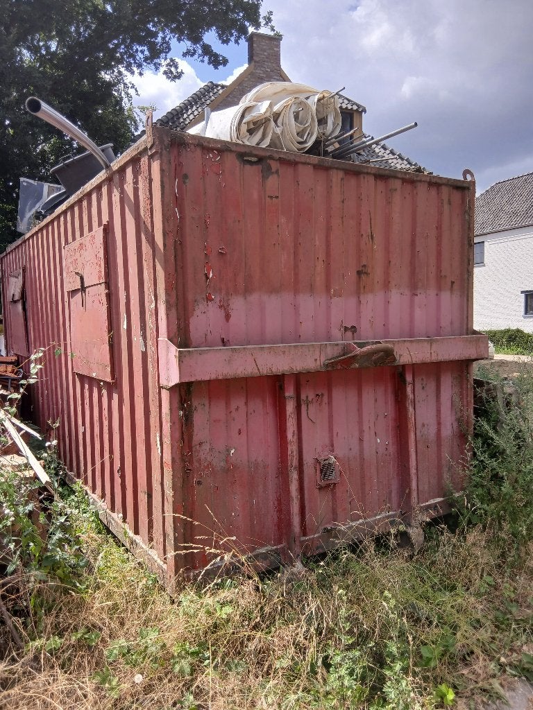 Werfcontainer, Enlèvement, Utilisé