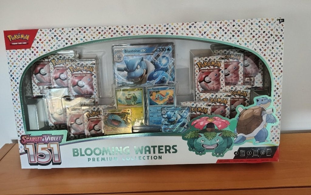 151: Blooming Waters Premium Collection, Hobby en Vrije tijd, Ophalen, Zo goed als nieuw, Overige typen, Foil