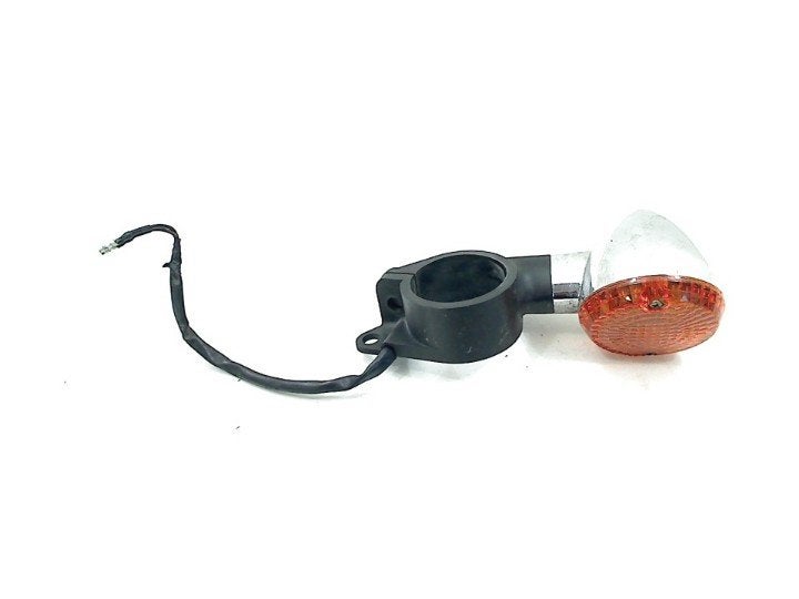 CLIGNOTANT AVANT GAUCHE Yamaha XV 1700 (01-1970/-), Dhr. S. di Majo, Utilisé, Info@cama-motorparts.nl, P.J. Troelstraweg 8 8
3144 CX  MAASSLUIS, NL