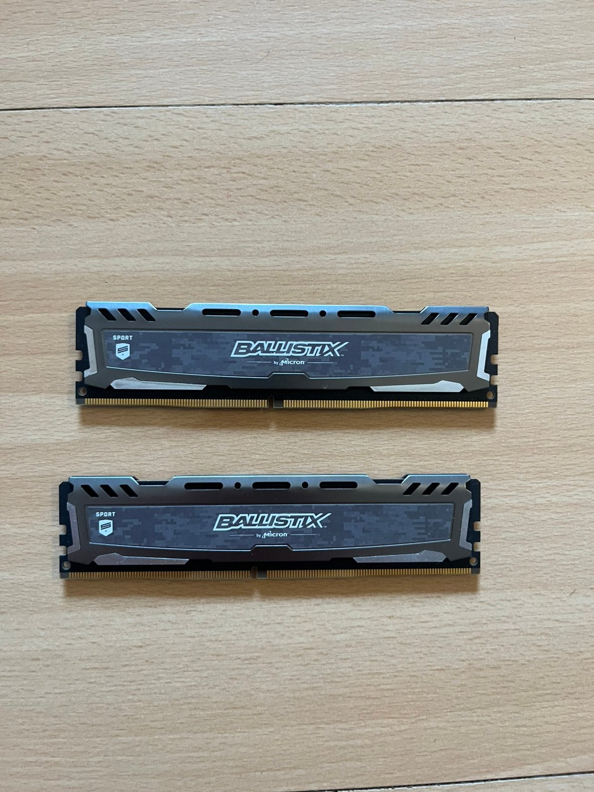 Crucial Ballistix 16GB (2x8GB) DDR4 2666MHz CL16 RAM, Computers en Software, RAM geheugen, DDR4, Ophalen of Verzenden, Zo goed als nieuw