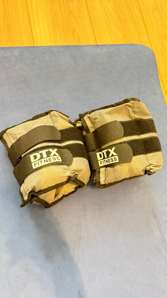 Lests DTX Fitness 2  5 kg + tapis d'étirement, Sport en Fitness, Bergsport en Wandelen, Gebruikt, Overige typen, Ophalen