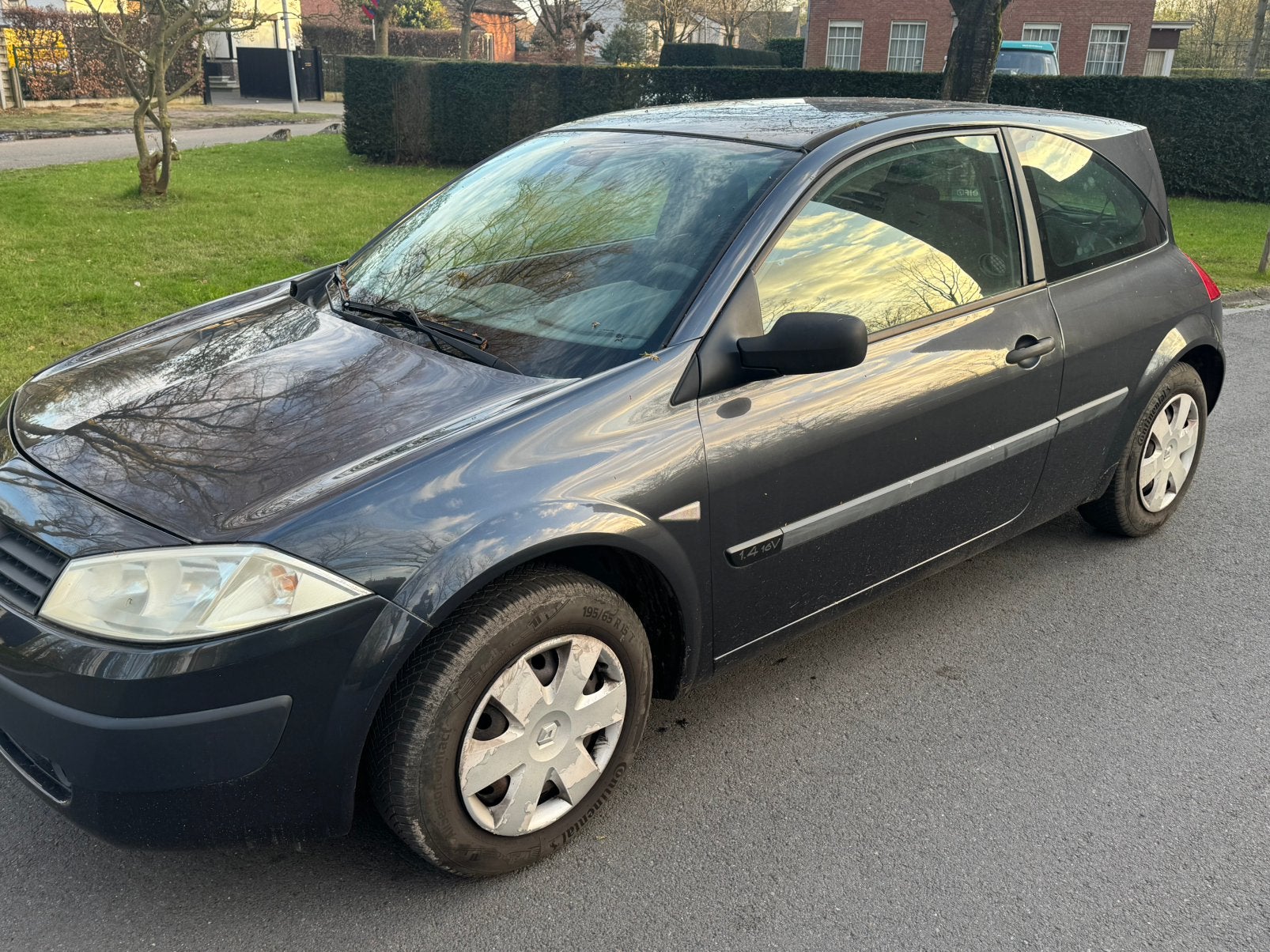 Renault Megane/1.4 Benz/Clima / Exportation/Prix fixe !, Autos, Achat, Entreprise, Mégane
